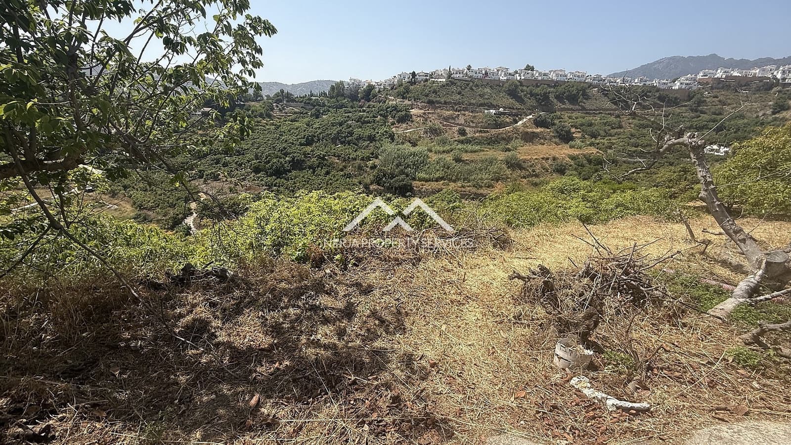 Grunde uden byggetilladelser til salg i Frigiliana - € 82.000 (Ref: 9097375)