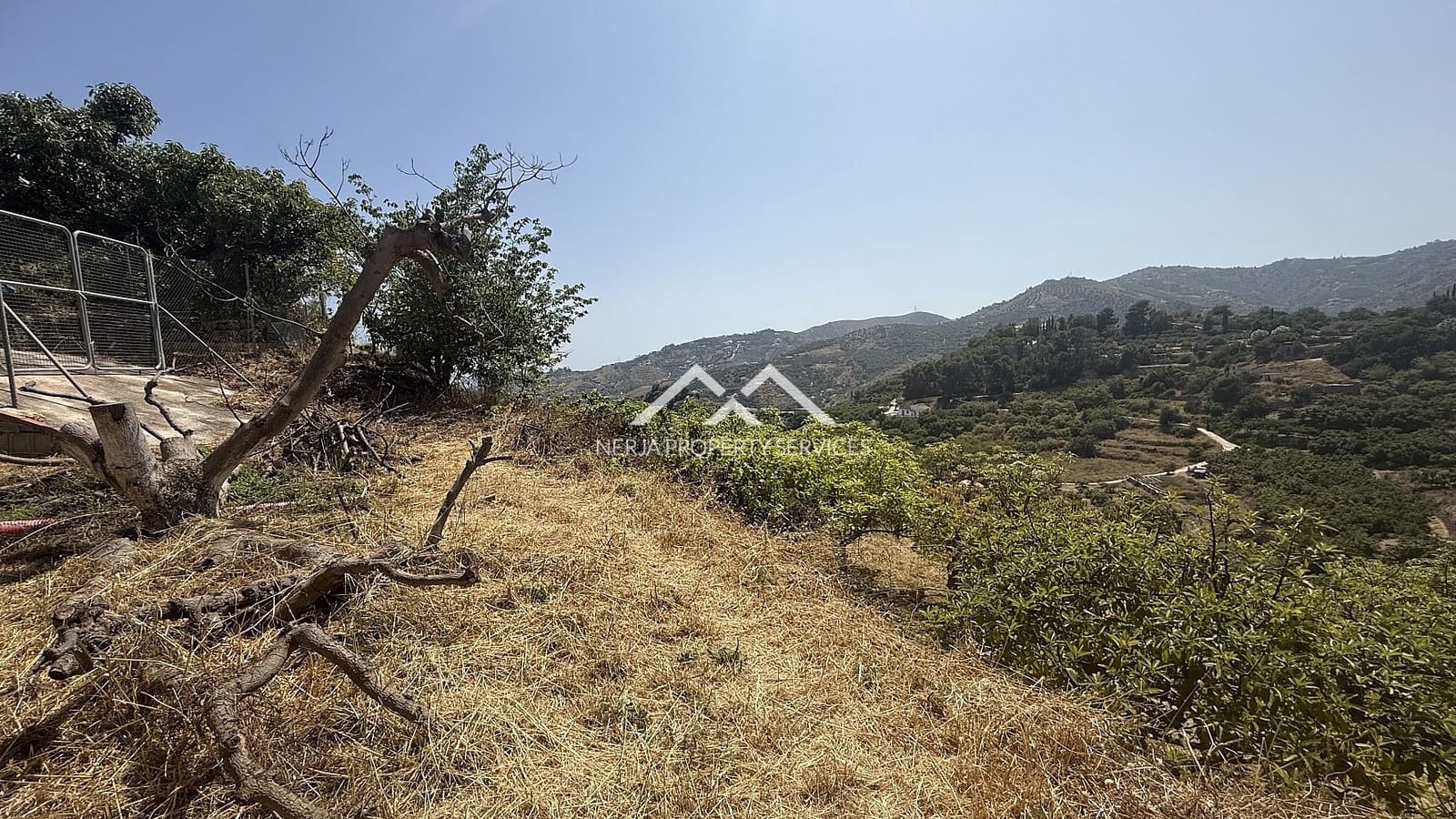 Grunde uden byggetilladelser til salg i Frigiliana - € 82.000 (Ref: 9097375)