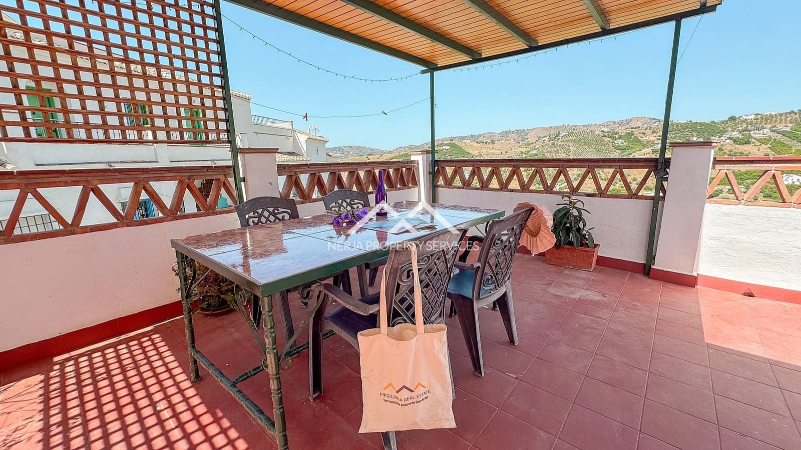 2 soverom Leilighet til salgs i Frigiliana - € 290 000 (Ref: 9138466)