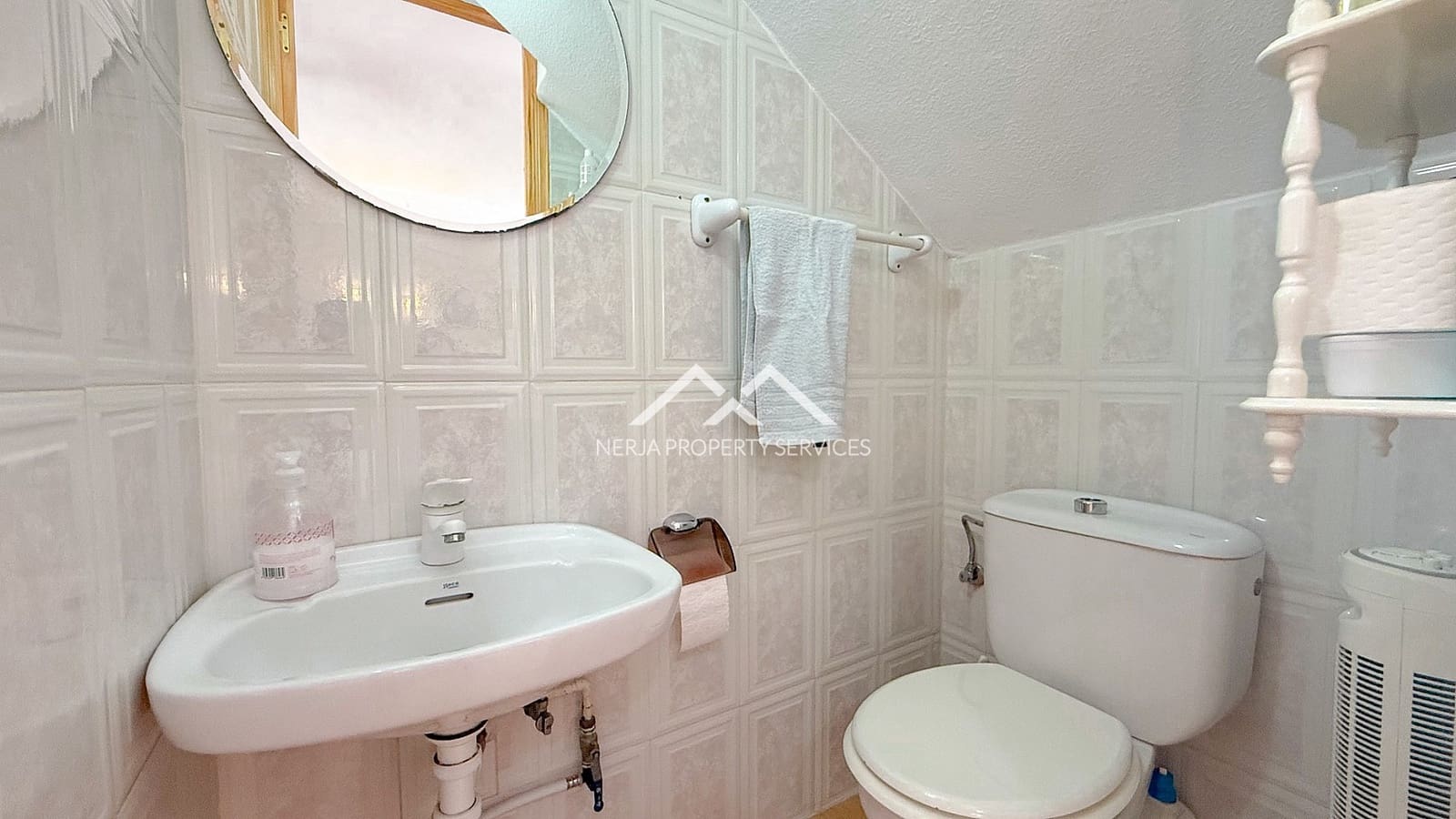 2 soveværelse Byhus til salg i Nerja - € 399.000 (Ref: 9185733)