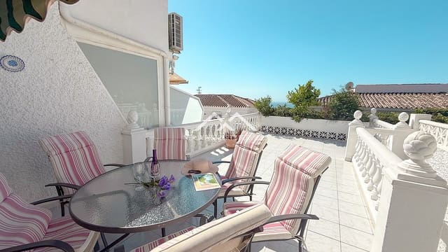 2 soveværelse Byhus til salg i Centro, Nerja - € 399.000 (Ref: 9185733)