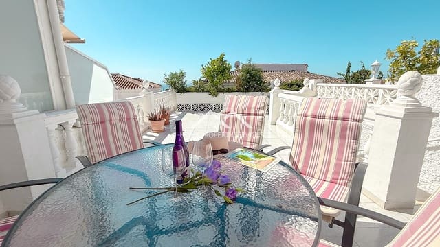 2 soveværelse Byhus til salg i Centro, Nerja - € 399.000 (Ref: 9185733)