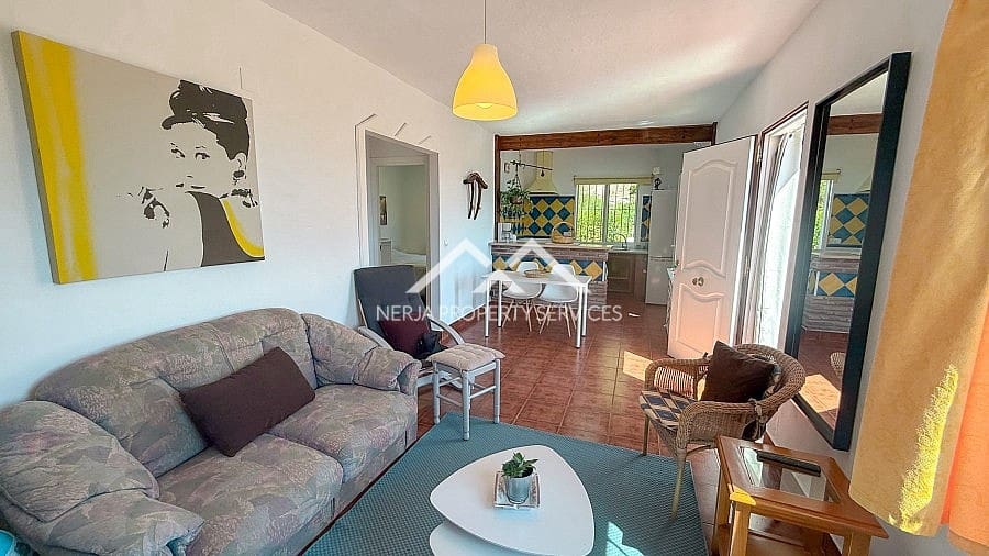 2 bedroom Villa for rent in Frigiliana with pool garage - € 1,000 (Ref: 9231554)