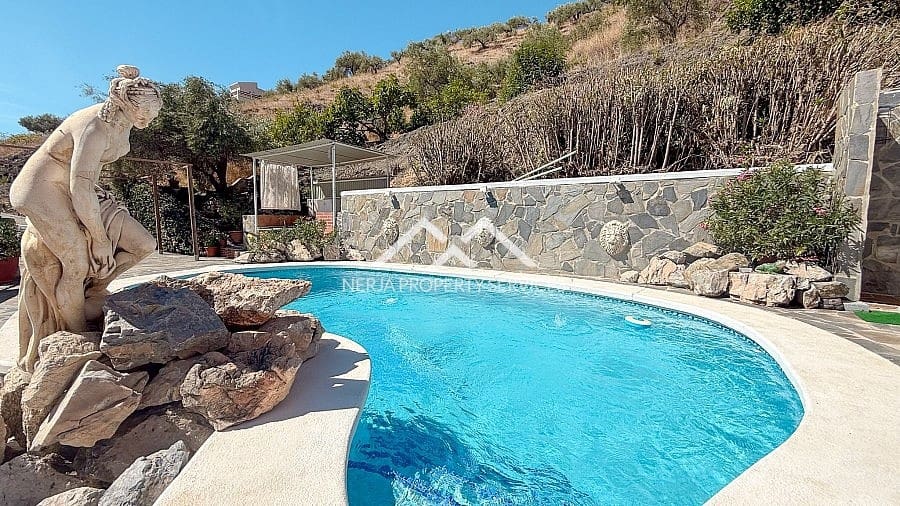 2 bedroom Villa for rent in Frigiliana with pool garage - € 1,000 (Ref: 9231554)