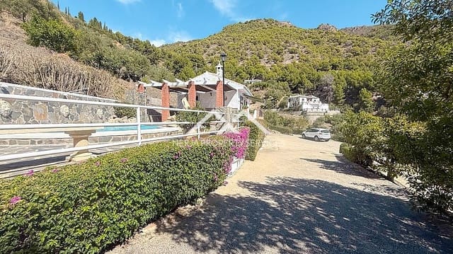 2 soveværelse Villa til leje i Frigiliana med swimmingpool garage - € 1.000 (Ref: 9231554)
