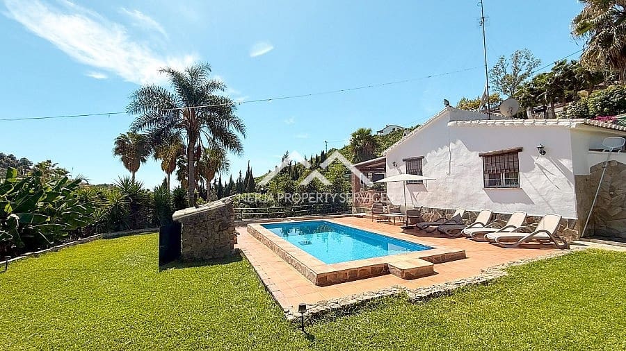 2 soveværelse Villa til salg i Frigiliana med swimmingpool garage - € 365.000 (Ref: 9235115)