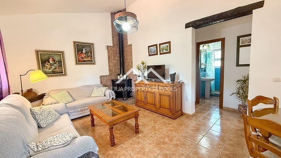 2 soveværelse Villa til salg i Frigiliana med swimmingpool garage - € 365.000 (Ref: 9235115)