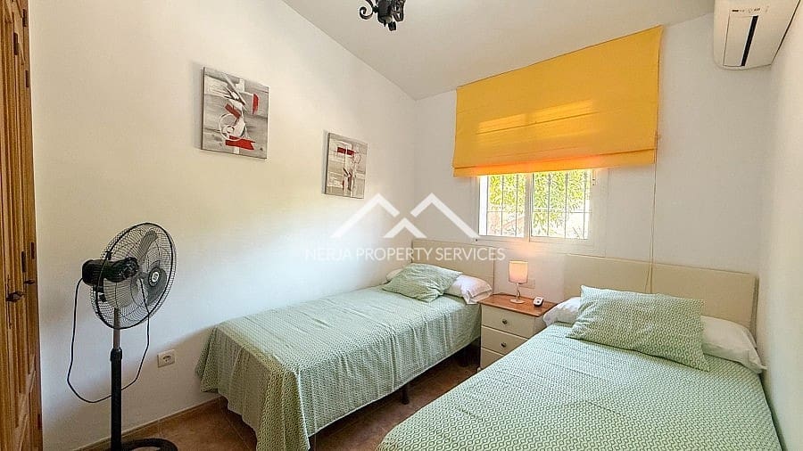 2 soveværelse Villa til salg i Frigiliana med swimmingpool garage - € 365.000 (Ref: 9235115)