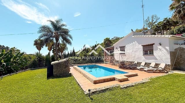 2 soveværelse Villa til salg i Frigiliana med swimmingpool garage - € 365.000 (Ref: 9235115)