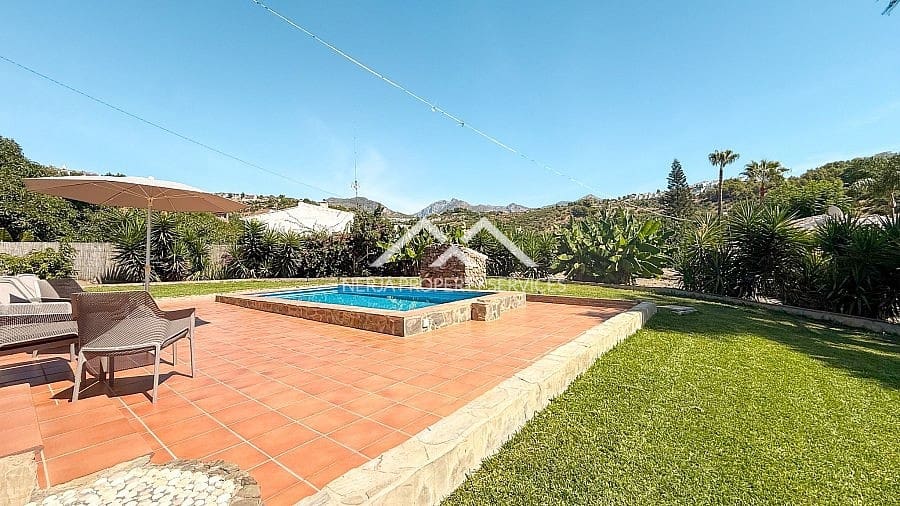 2 soveværelse Villa til salg i Frigiliana med swimmingpool garage - € 365.000 (Ref: 9235115)