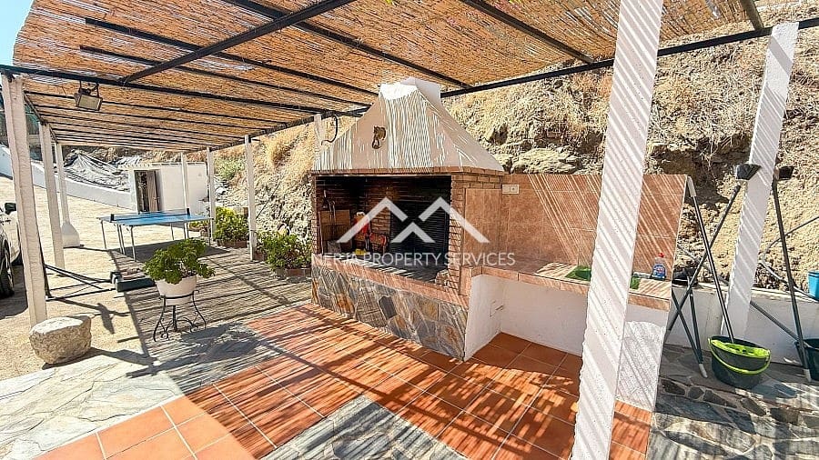 2 soveværelse Villa til salg i Frigiliana med swimmingpool garage - € 365.000 (Ref: 9235115)