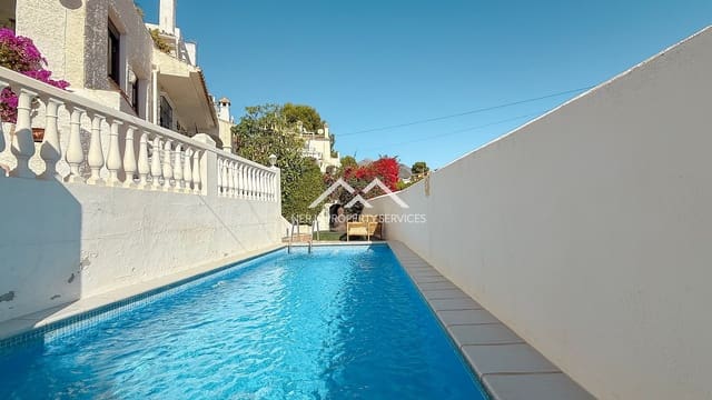 2 chambre Villa/Maison à vendre à Burriana, Nerja avec piscine garage - 450 000 € (Ref: 9248914)
