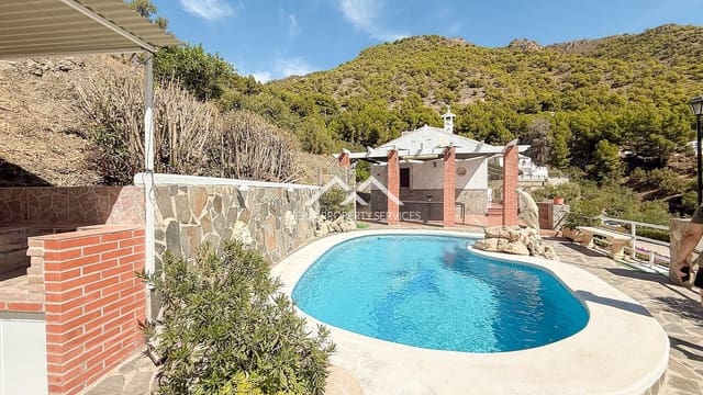 2 soveværelse Villa til salg i Frigiliana med swimmingpool garage - € 399.000 (Ref: 9256225)