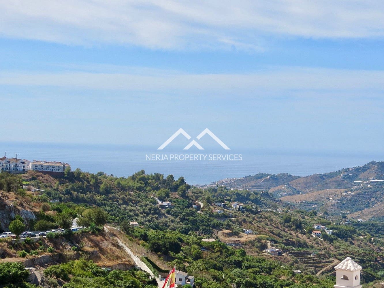 2 makuuhuone Kattohuoneisto vuokrattavana paikassa Frigiliana - 1 200 € (Ref: 9267785)