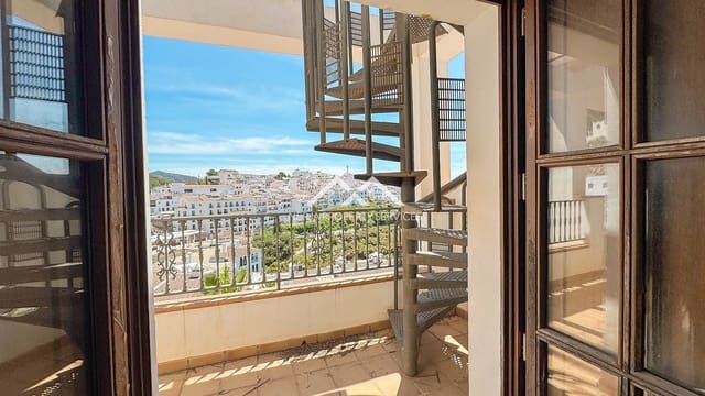 2 slaapkamer Penthouse te huur in Frigiliana met zwembad - € 1.100 (Ref: 9267785)