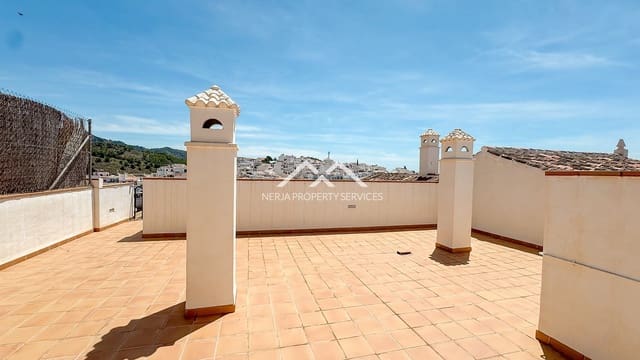 2 slaapkamer Penthouse te huur in Frigiliana met zwembad - € 1.100 (Ref: 9267785)