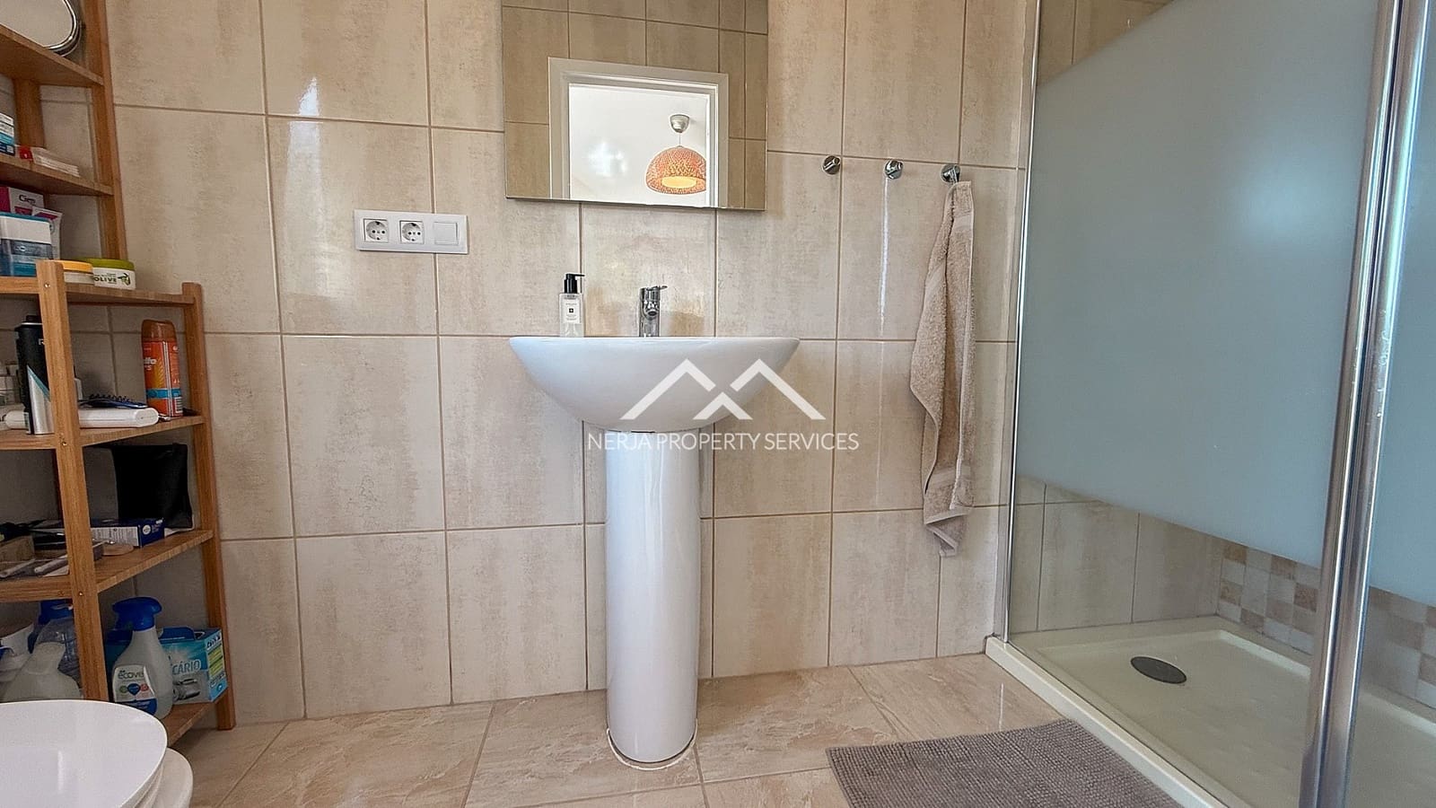 3 soveværelse Villa til salg i Frigiliana med swimmingpool garage - € 599.000 (Ref: 9345484)