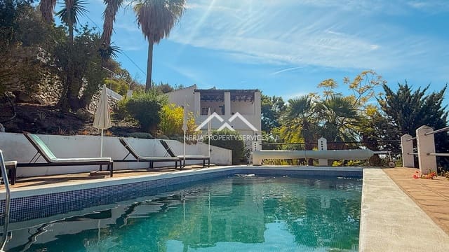 3 slaapkamer Villa te koop in Frigiliana met zwembad garage - € 599.000 (Ref: 9345484)