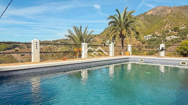 3 slaapkamer Villa te koop in Frigiliana met zwembad garage - € 599.000 (Ref: 9345484)