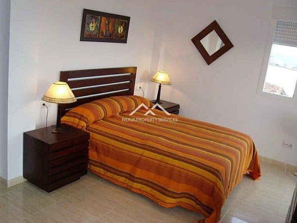 3 camera da letto Villa da affittare in Centro, Nerja con piscina garage - 2.000 € (Rif: 9357248)