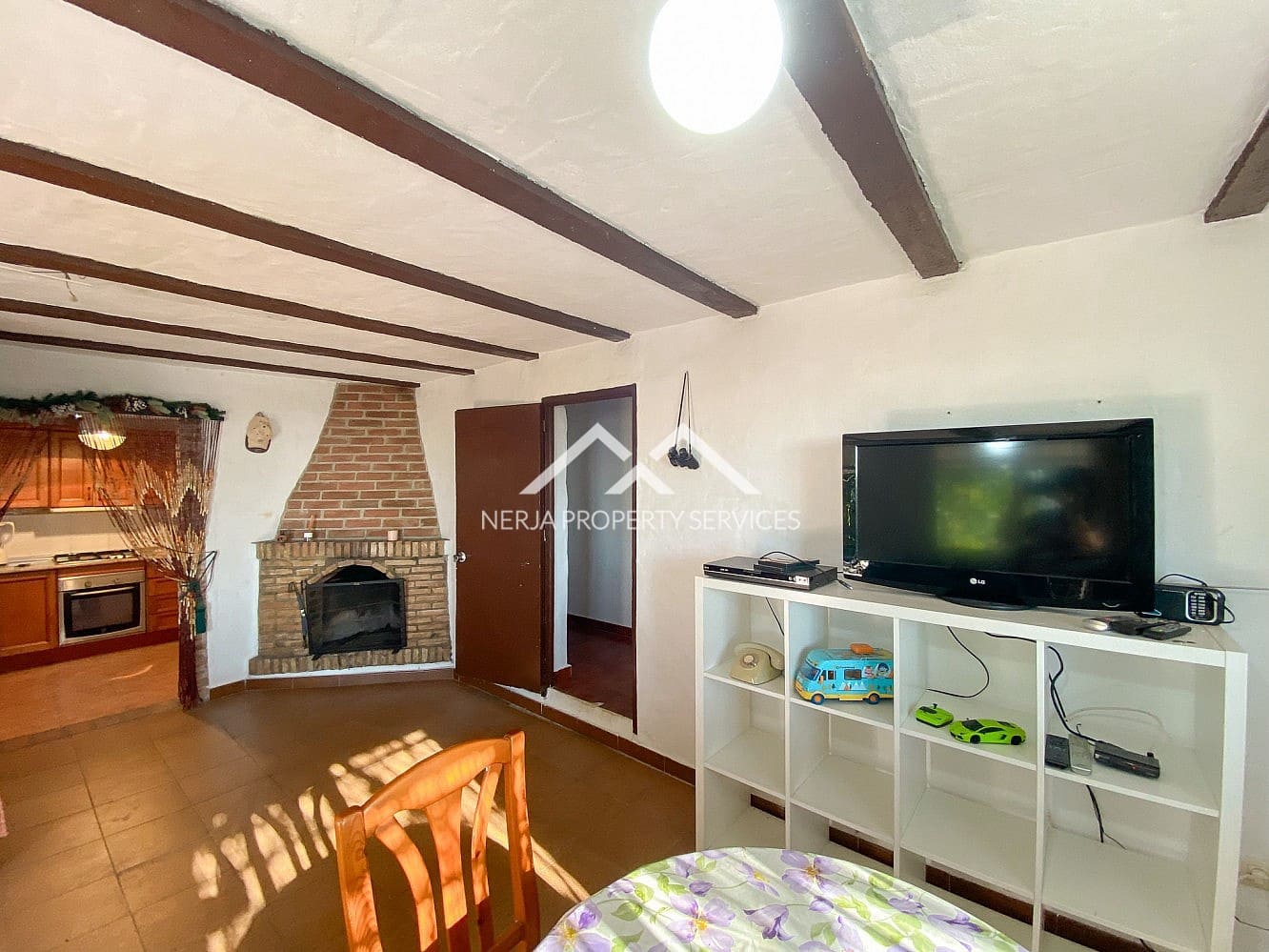 2 slaapkamer Huis te huur in Frigiliana met zwembad - € 850 (Ref: 9357615)