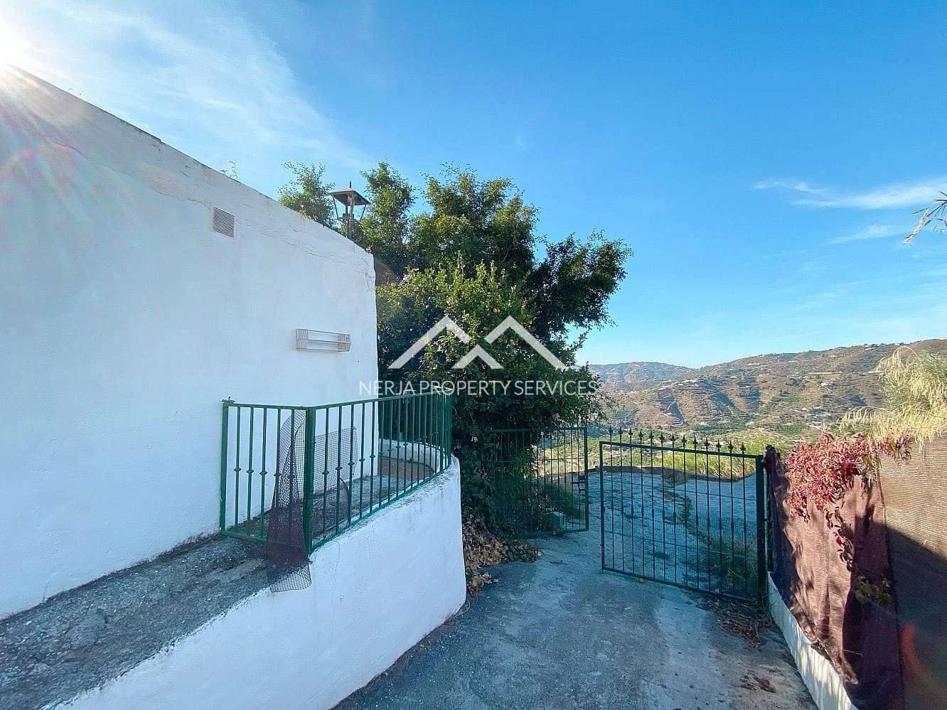 2 slaapkamer Huis te huur in Frigiliana met zwembad - € 850 (Ref: 9357615)