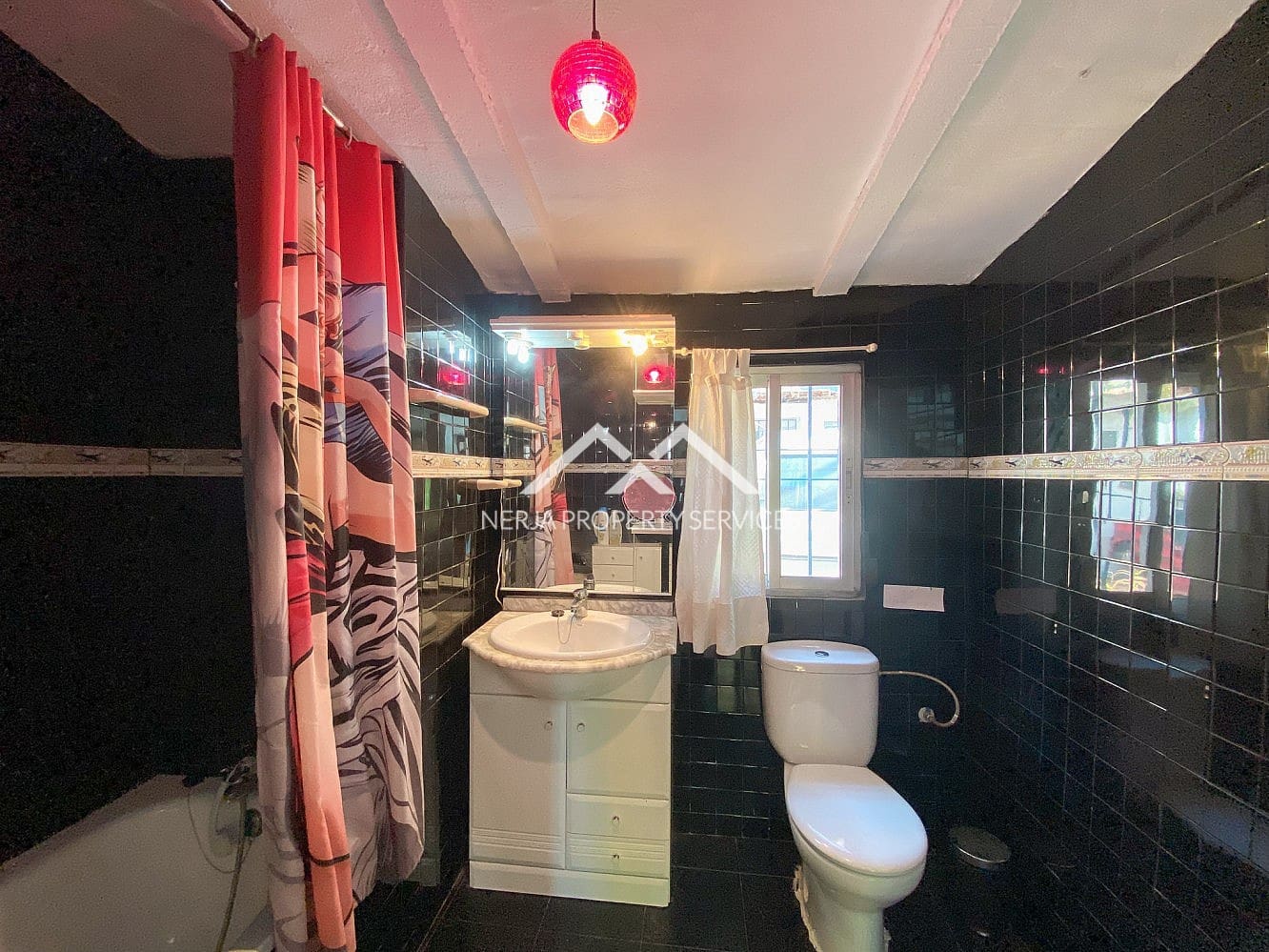 2 slaapkamer Huis te huur in Frigiliana met zwembad - € 850 (Ref: 9357615)