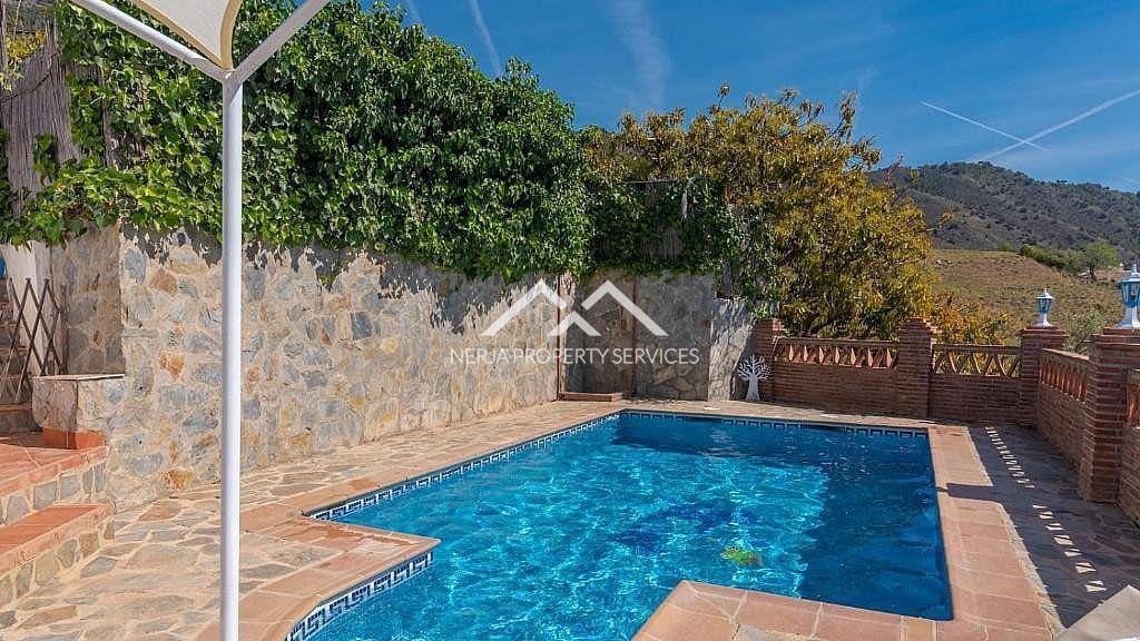 2 sovrum Villa att hyra i Frigiliana med pool - 1 400 € (Ref: 9362819)