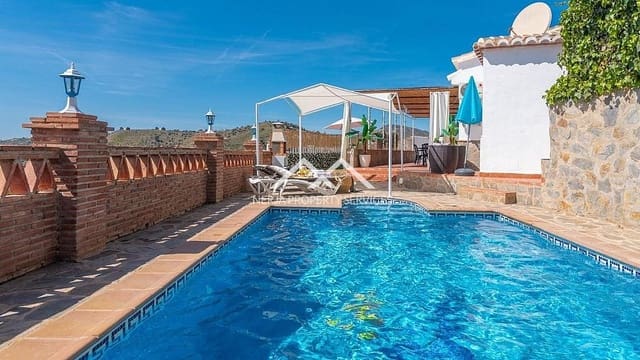 2 sovrum Villa att hyra i Frigiliana med pool - 1 400 € (Ref: 9362819)