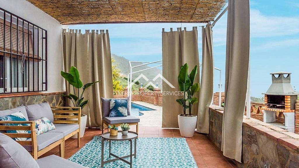 2 sovrum Villa att hyra i Frigiliana med pool - 1 400 € (Ref: 9362819)