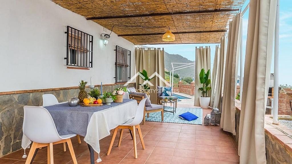 2 sovrum Villa att hyra i Frigiliana med pool - 1 400 € (Ref: 9362819)