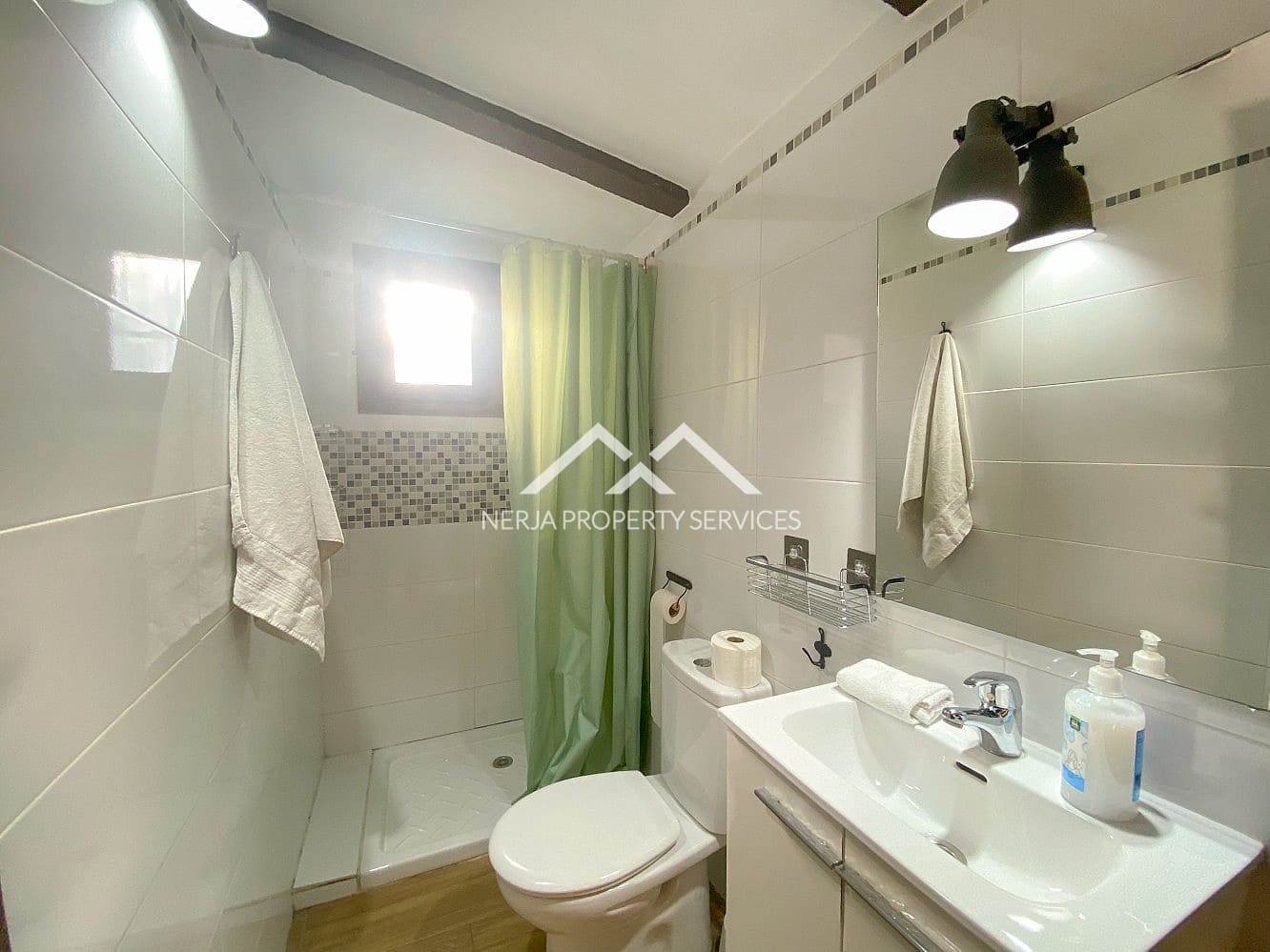 2 soveværelse Villa til salg i Frigiliana med garage - € 330.000 (Ref: 9379444)