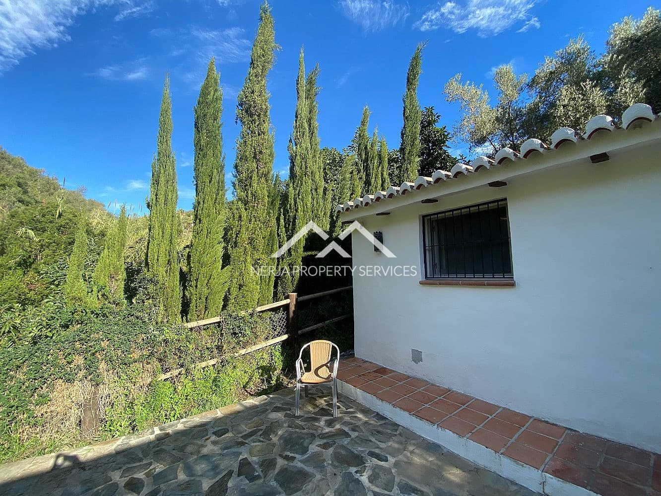 2 soveværelse Villa til salg i Frigiliana med garage - € 330.000 (Ref: 9379444)