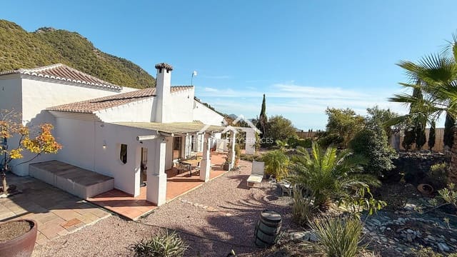 3 slaapkamer Villa te koop in Frigiliana - € 779.000 (Ref: 9383539)