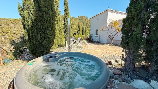 3 slaapkamer Villa te koop in Frigiliana - € 779.000 (Ref: 9383539)