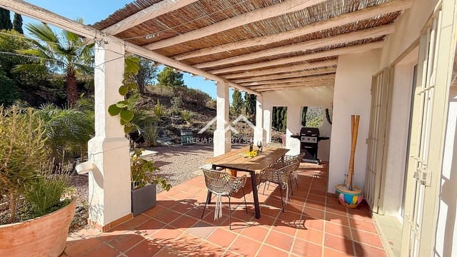 3 slaapkamer Villa te koop in Frigiliana - € 779.000 (Ref: 9383539)