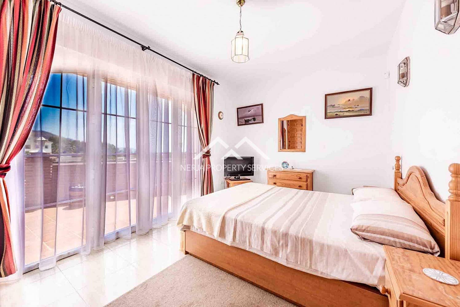 5 soveværelse Villa til salg i Frigiliana med swimmingpool - € 945.000 (Ref: 9388181)