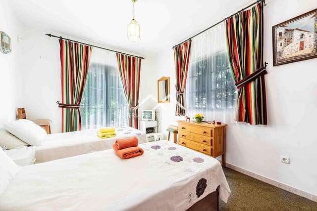 5 soveværelse Villa til salg i Frigiliana med swimmingpool - € 945.000 (Ref: 9388181)