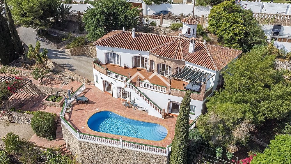 5 soveværelse Villa til salg i Frigiliana med swimmingpool - € 945.000 (Ref: 9388181)