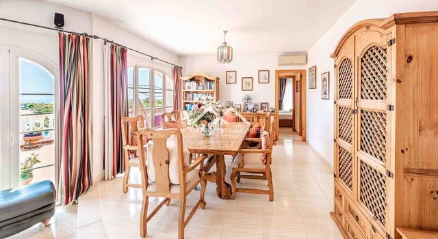 5 soveværelse Villa til salg i Frigiliana med swimmingpool - € 945.000 (Ref: 9388181)