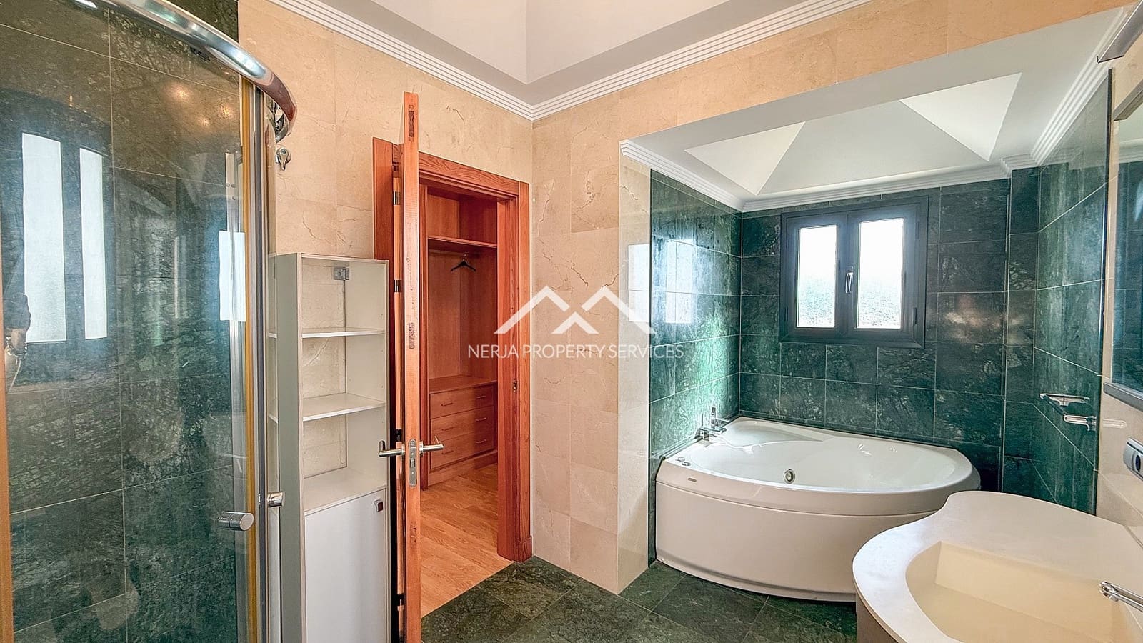 4 soverom Villa til salgs i Frigiliana med svømmebasseng - € 899 000 (Ref: 9394406)