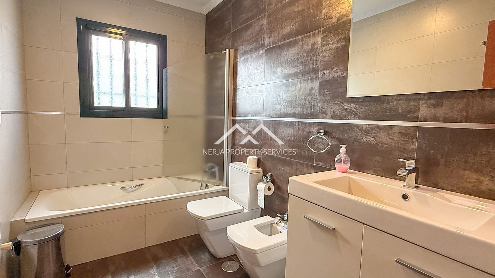 4 soverom Villa til salgs i Frigiliana med svømmebasseng - € 899 000 (Ref: 9394406)