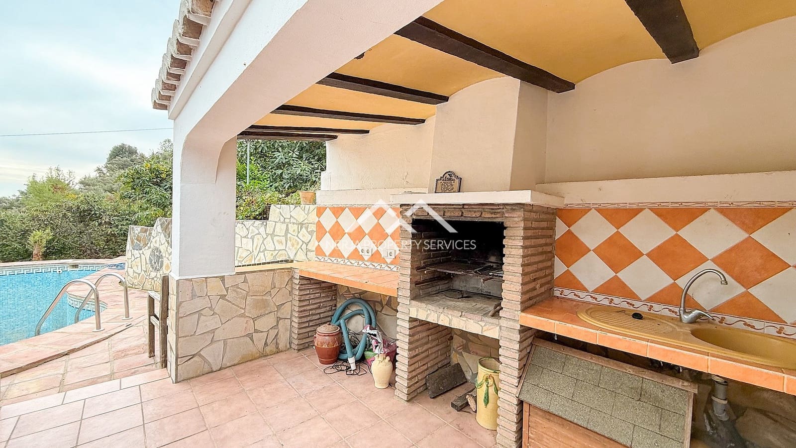 2 soverom Villa til salgs i Torrox med svømmebasseng - € 315 000 (Ref: 9396696)