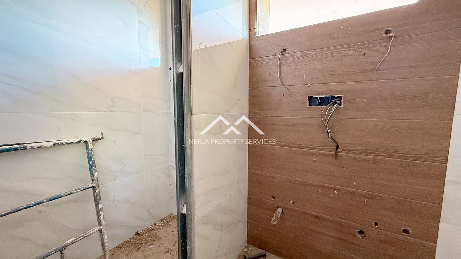 2 soveværelse Villa til salg i Frigiliana med swimmingpool - € 320.000 (Ref: 9396882)