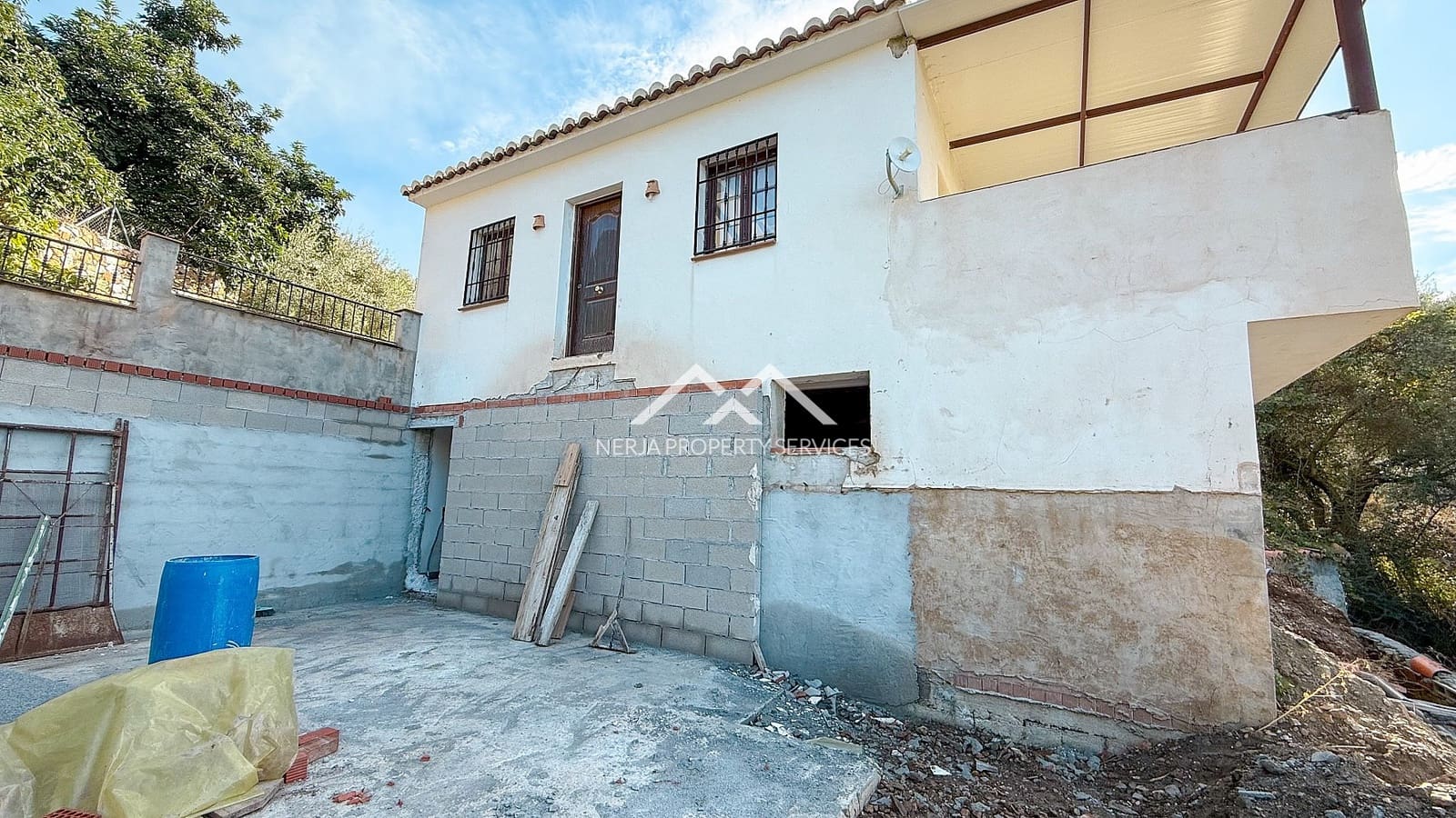 2 soveværelse Villa til salg i Frigiliana med swimmingpool - € 320.000 (Ref: 9396882)