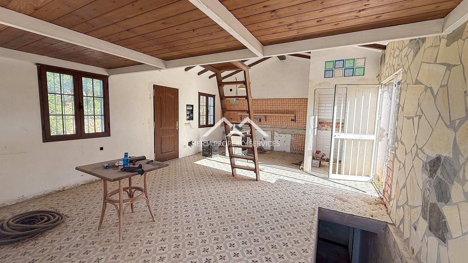 2 soveværelse Villa til salg i Frigiliana med swimmingpool - € 320.000 (Ref: 9396882)