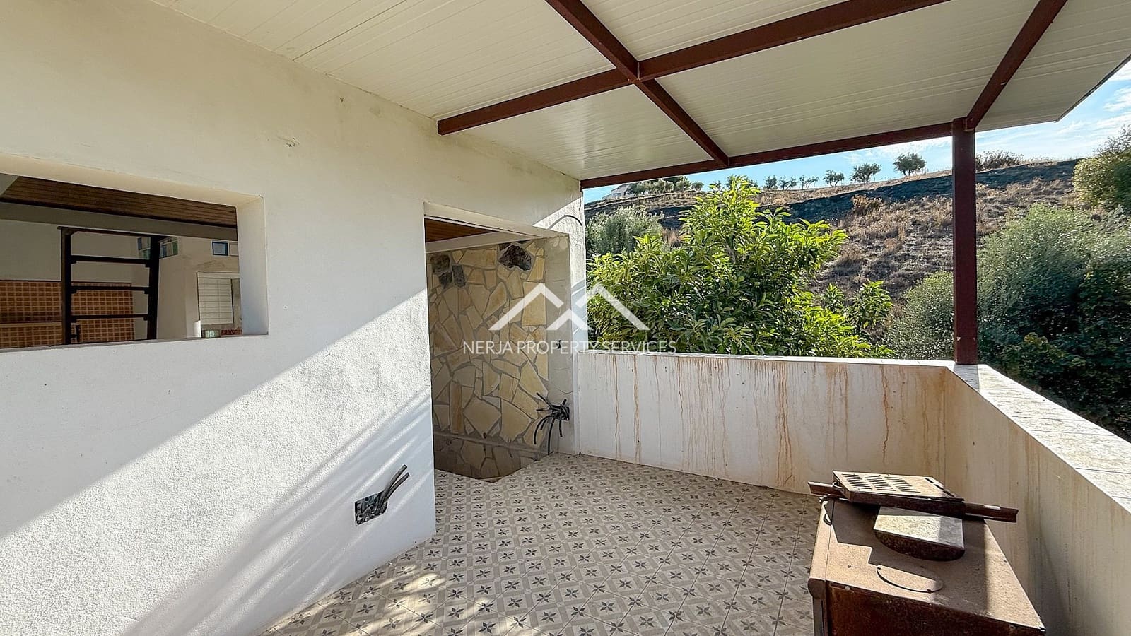 2 soveværelse Villa til salg i Frigiliana med swimmingpool - € 320.000 (Ref: 9396882)