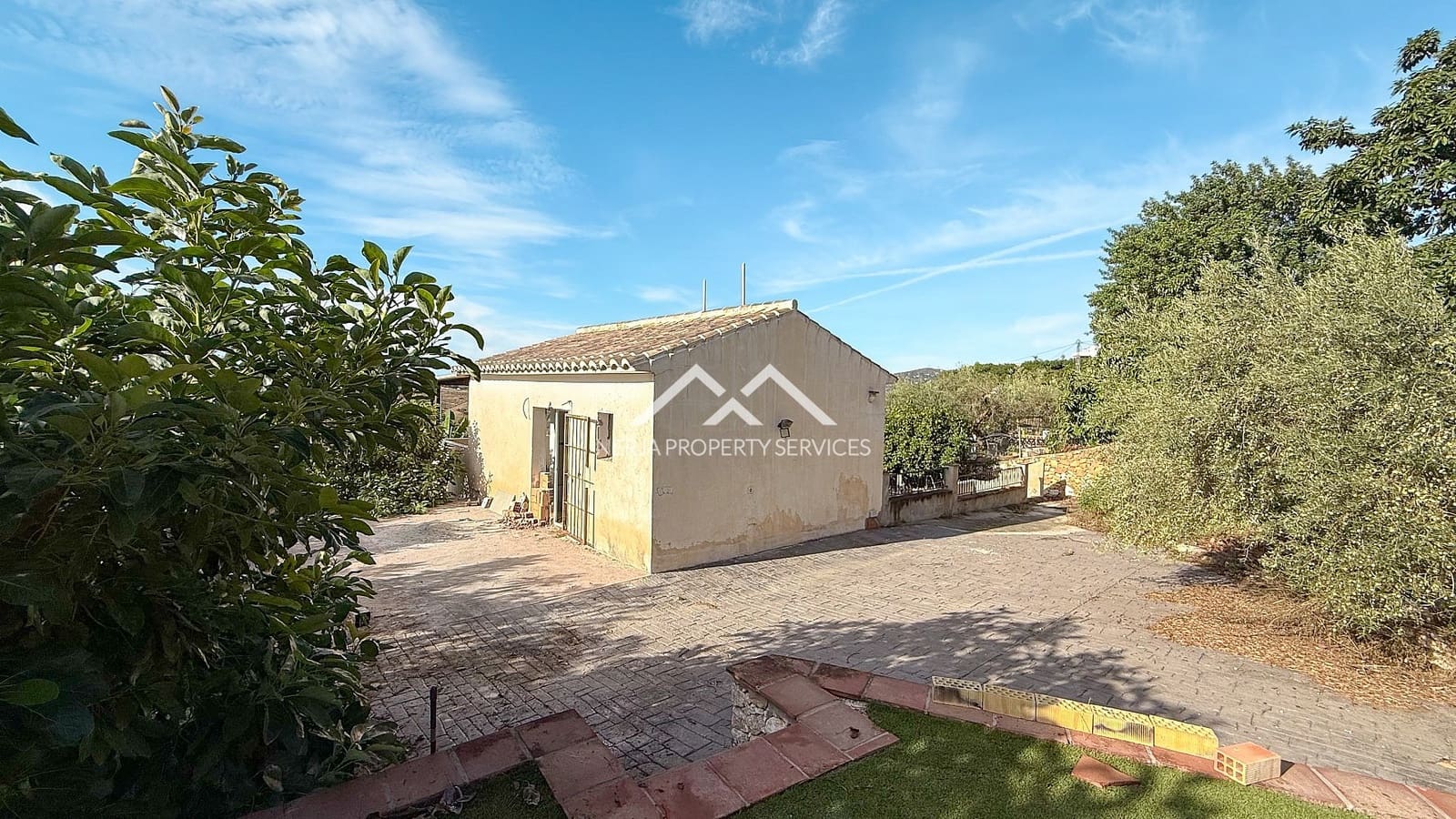 2 soveværelse Villa til salg i Frigiliana med swimmingpool - € 320.000 (Ref: 9396882)