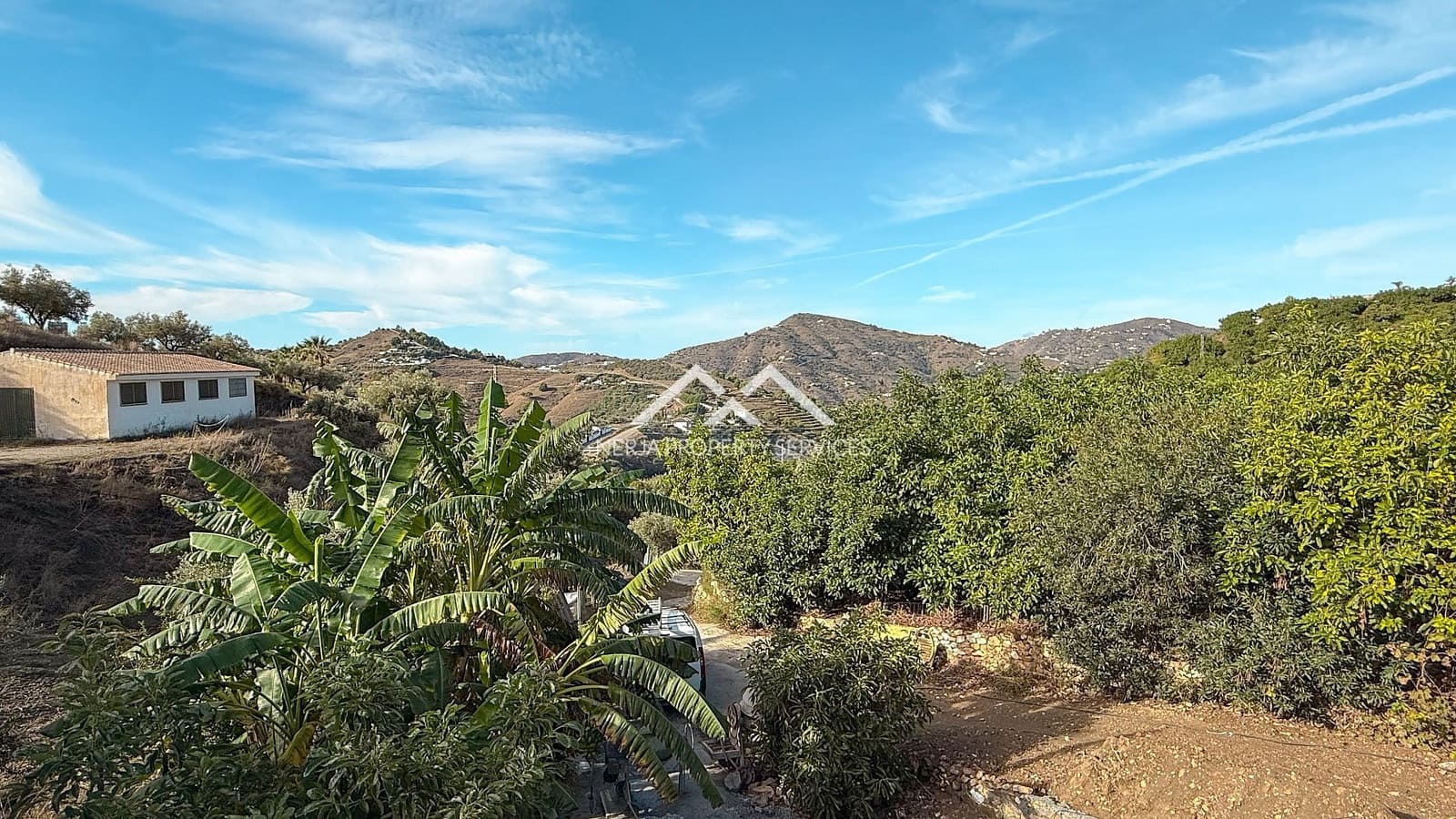 2 soveværelse Villa til salg i Frigiliana med swimmingpool - € 320.000 (Ref: 9396882)