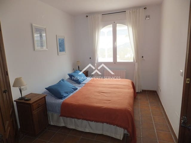 2 bedroom Apartment for rent in Frigiliana with pool garage - € 1,000 (Ref: 9401746)